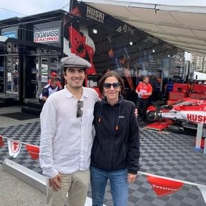 Meet your Posher, Carrie